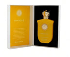 Das Gulf Orchid Mango Ice 100ml Unisex Parfum präsentiert in der luxuriösen, aufklappbaren gelben Originalverpackung mit goldenen Details.